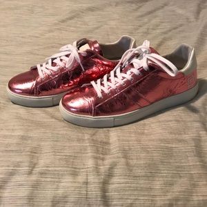 D.A.T.E. Pink Metallic Sneakers